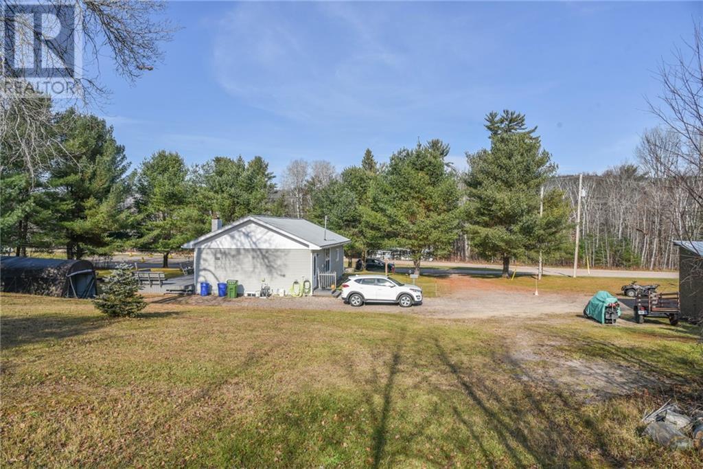 Listing 1320673 - Large Photo # 23