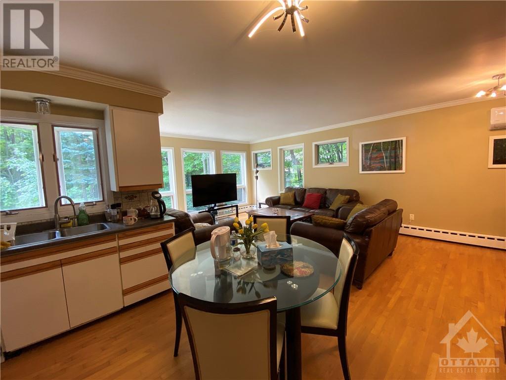 Listing 1321277 - Large Photo # 17