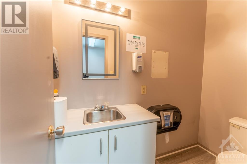 Listing 1321758 - Large Photo # 18