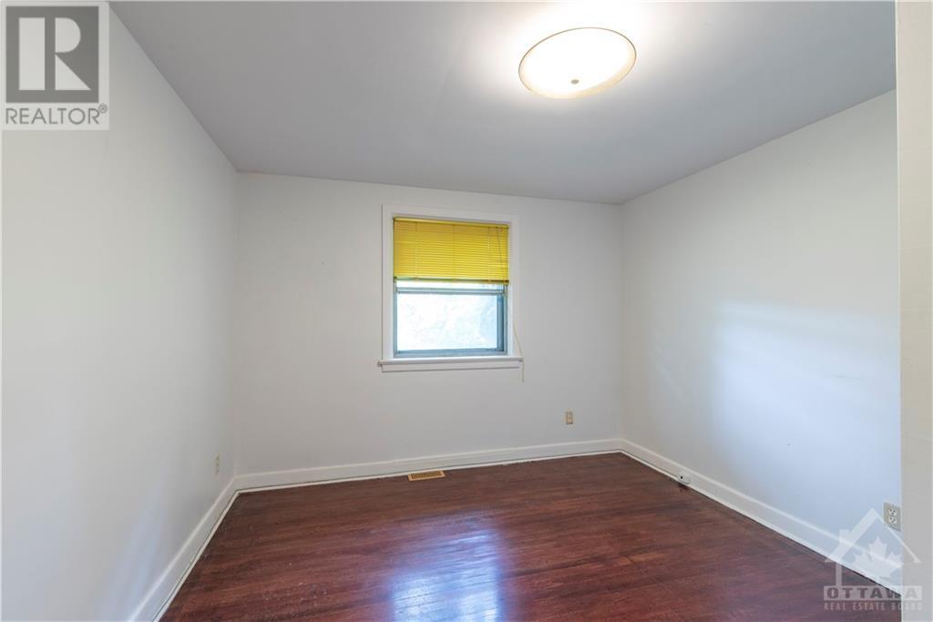 Listing 1321759 - Large Photo # 14