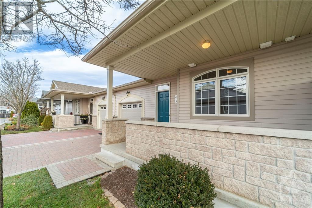 Listing 1321865 - Large Photo # 1