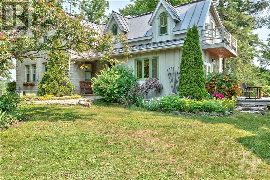 Listing 1321867 - Large Photo # 6