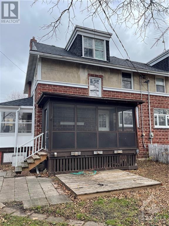 Listing 1321868 - Large Photo # 2