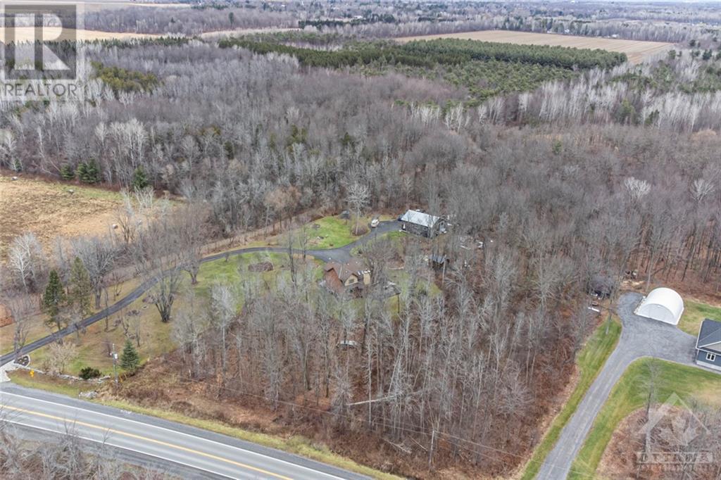 Listing 1322741 - Large Photo # 10