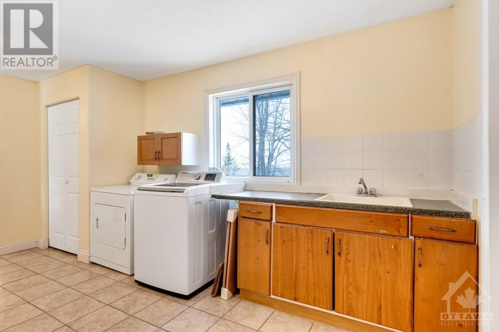 Listing 1323076 - Large Photo # 18