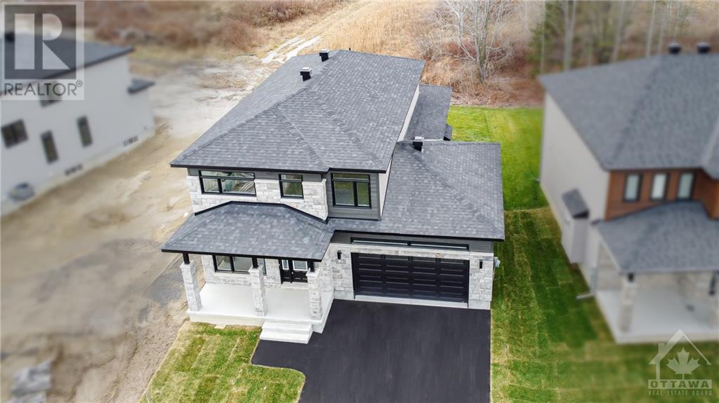 Listing 1323467 - Large Photo # 2