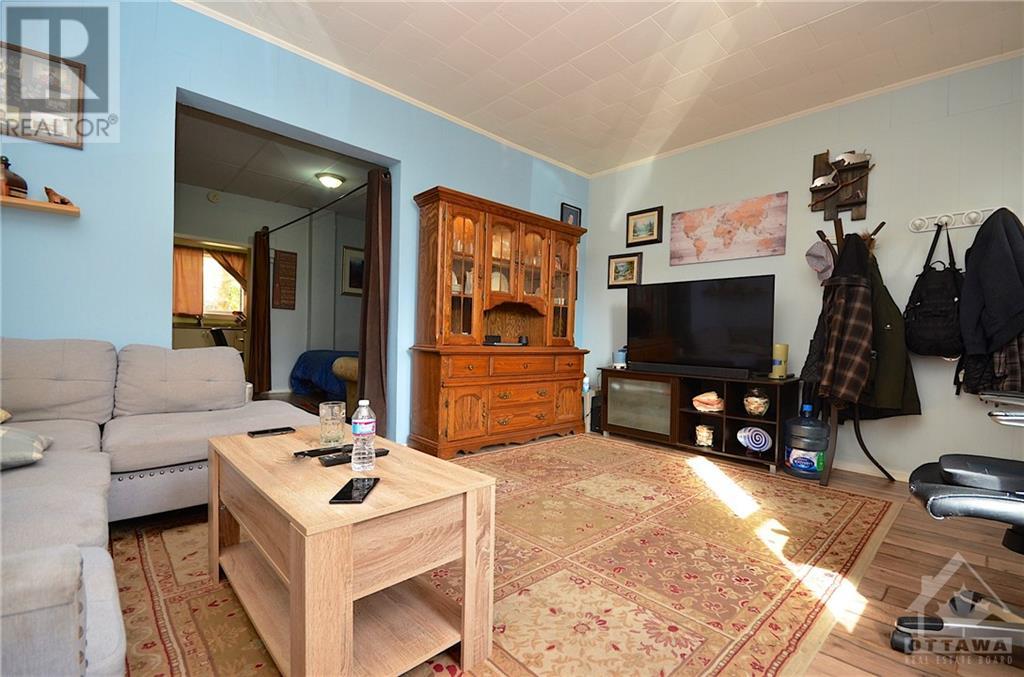 Listing 1323495 - Large Photo # 18