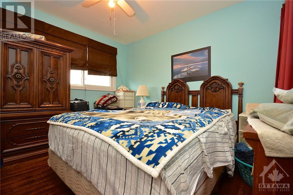 Listing 1323498 - Large Photo # 17