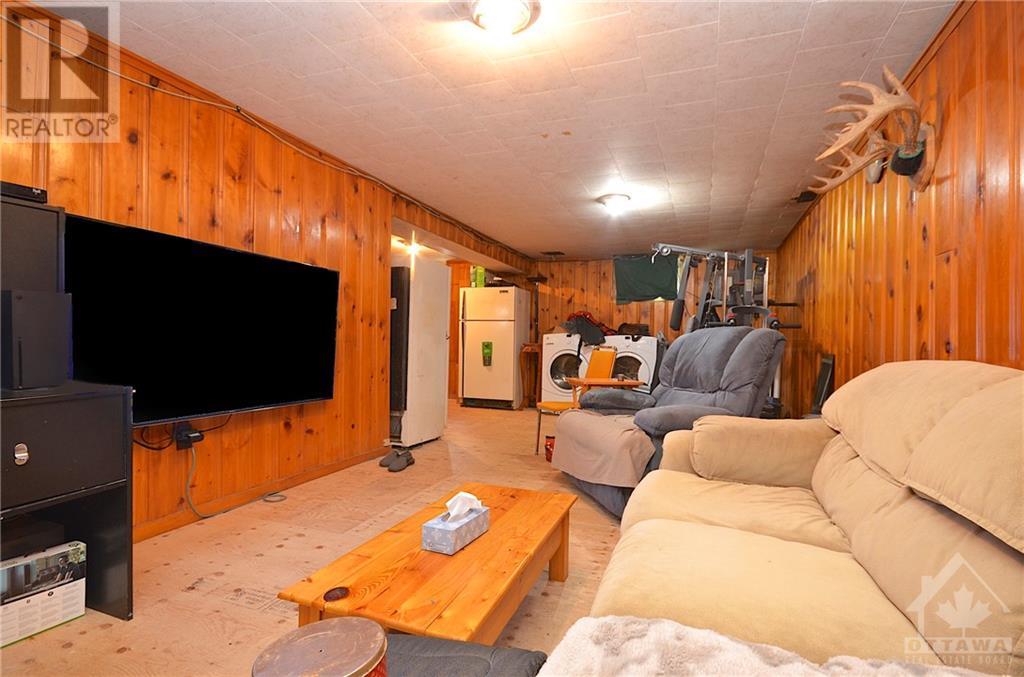 Listing 1323498 - Large Photo # 24