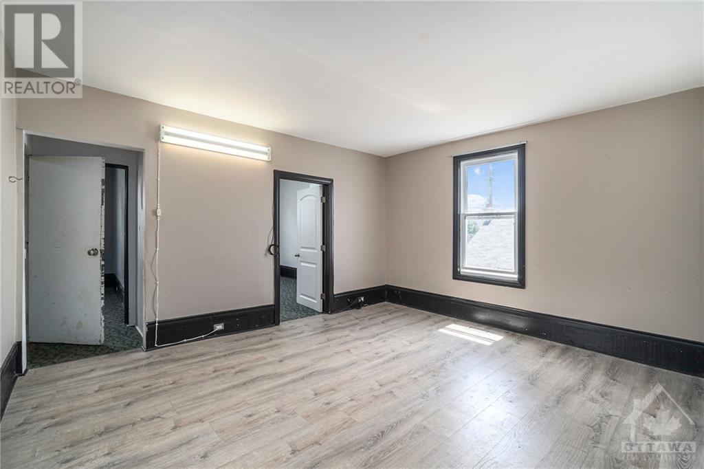 Listing 1323628 - Large Photo # 14