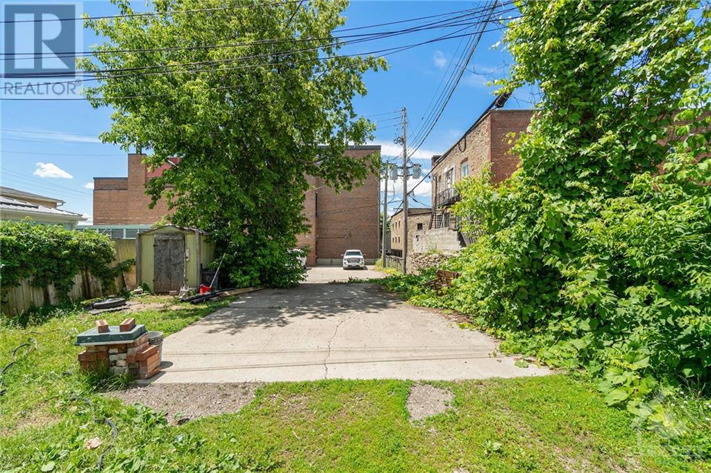 Listing 1323628 - Large Photo # 23