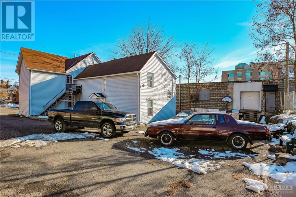 Listing 1323977 - Large Photo # 8