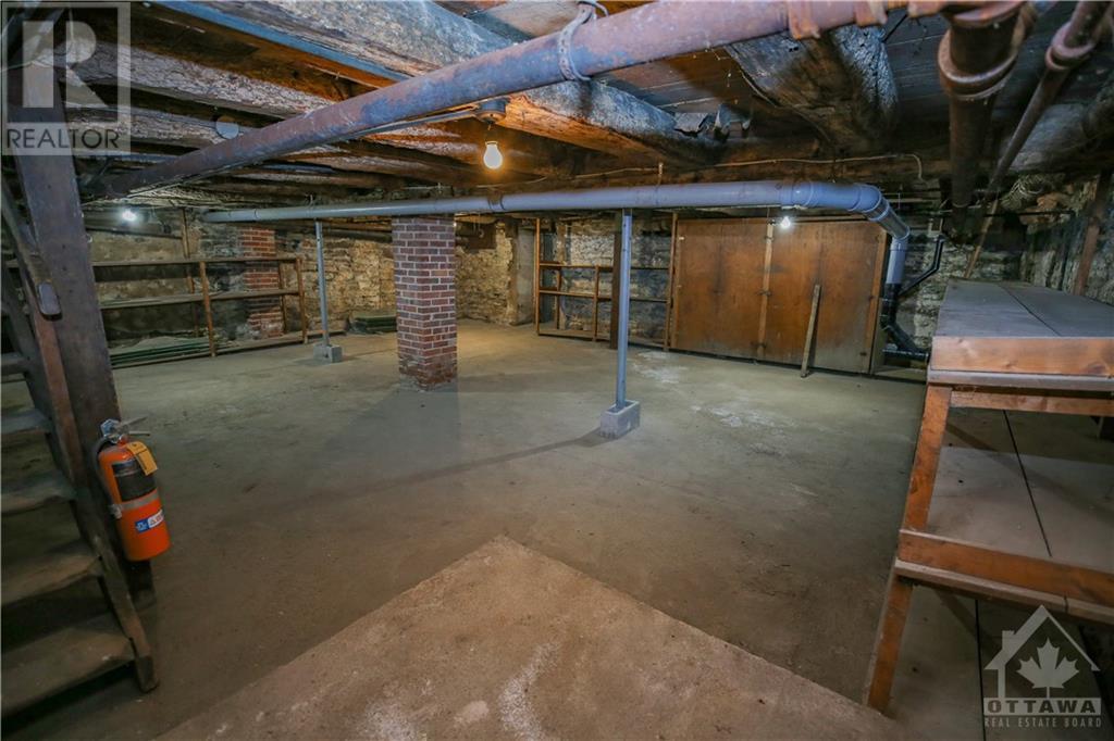 Listing 1323977 - Large Photo # 12