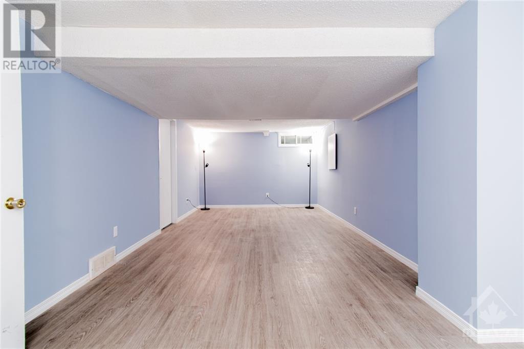 Listing 1324237 - Large Photo # 28