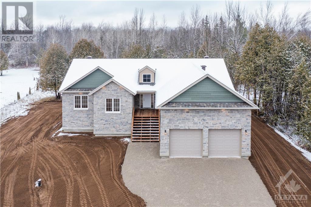 Listing 1324656 - Large Photo # 1