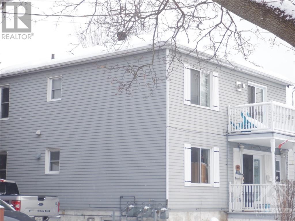 Listing 1325010 - Large Photo # 2