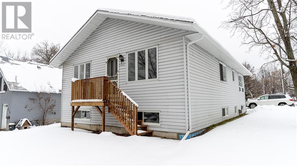 Listing 1325037 - Large Photo # 1