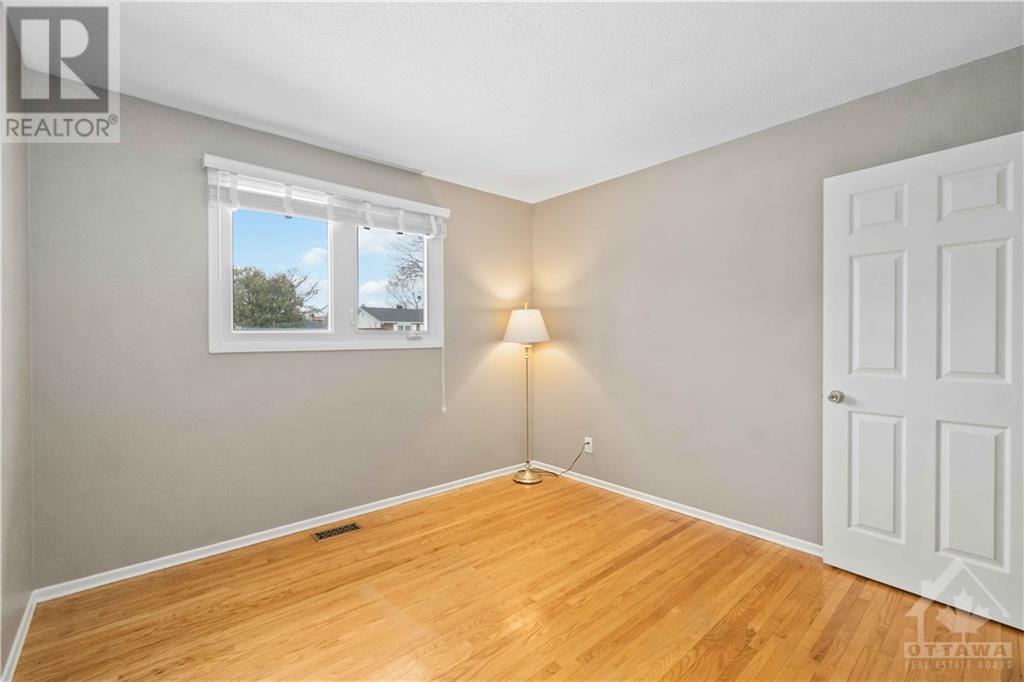 Listing 1325077 - Large Photo # 14