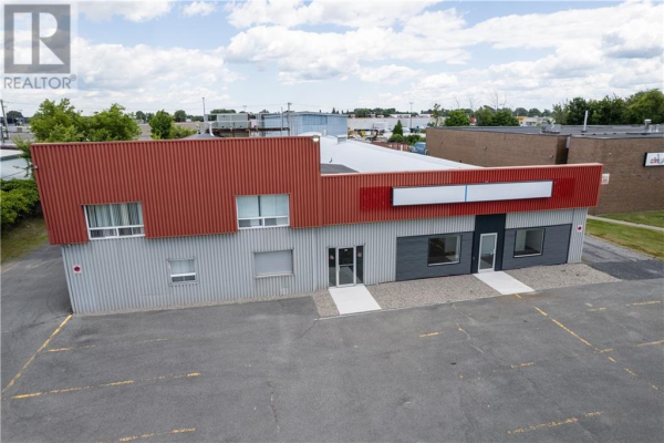 1397 ROSEMOUNT AVENUE, Cornwall