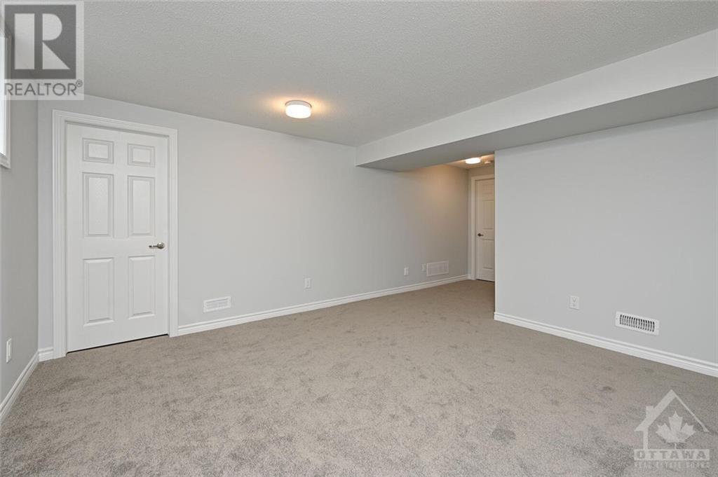 Listing 1325442 - Large Photo # 17