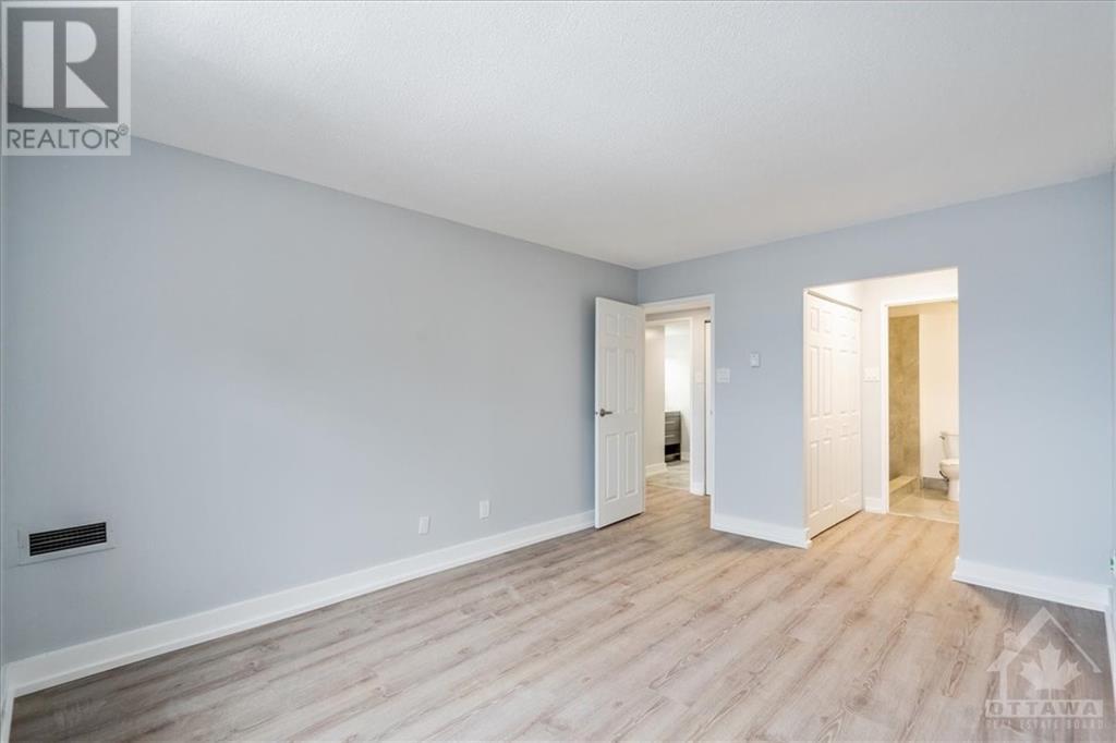 Listing 1325527 - Large Photo # 18