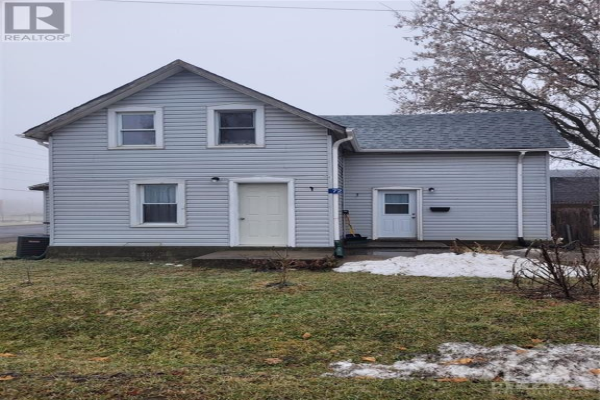 72 ALICE STREET, Smiths Falls