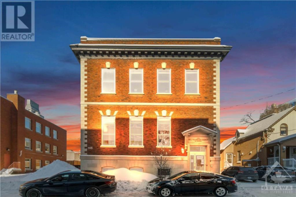 43 ECCLES STREET, Ottawa