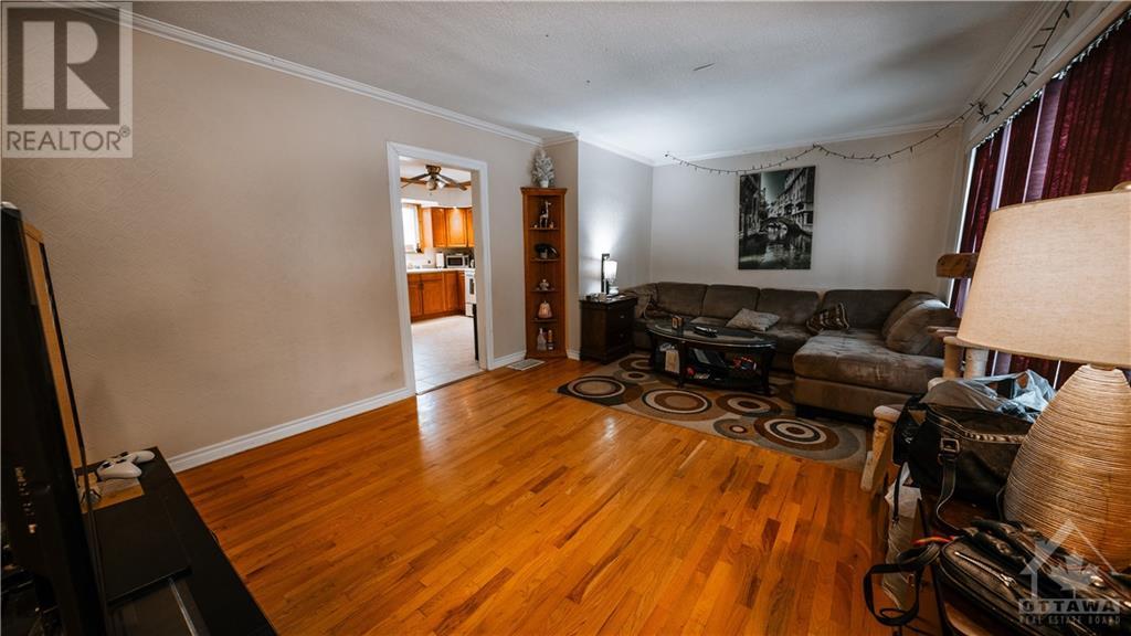 Listing 1326349 - Large Photo # 7