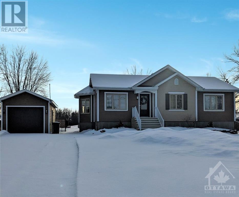 Listing 1326400 - Large Photo # 1