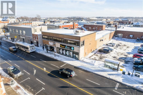 16 SECOND STREET W, Cornwall