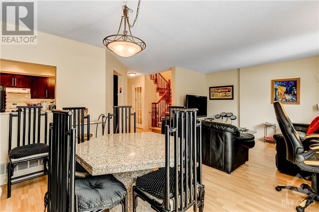 Listing 1326840 - Large Photo # 4