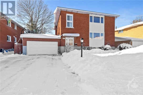 1132 CLYDE AVENUE, Ottawa