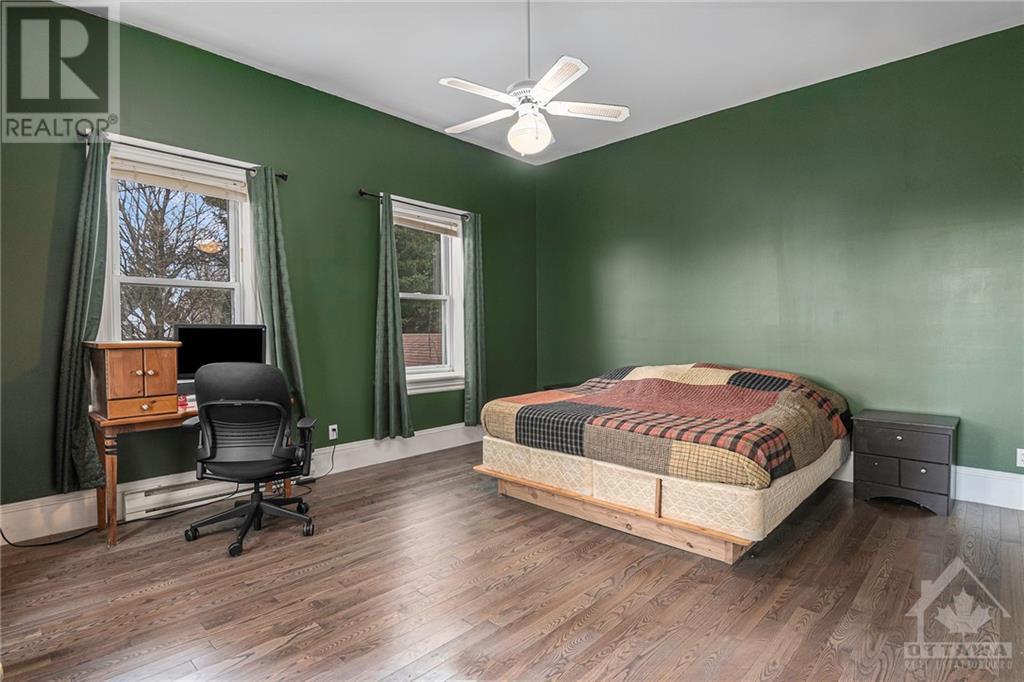 Listing 1326973 - Large Photo # 17