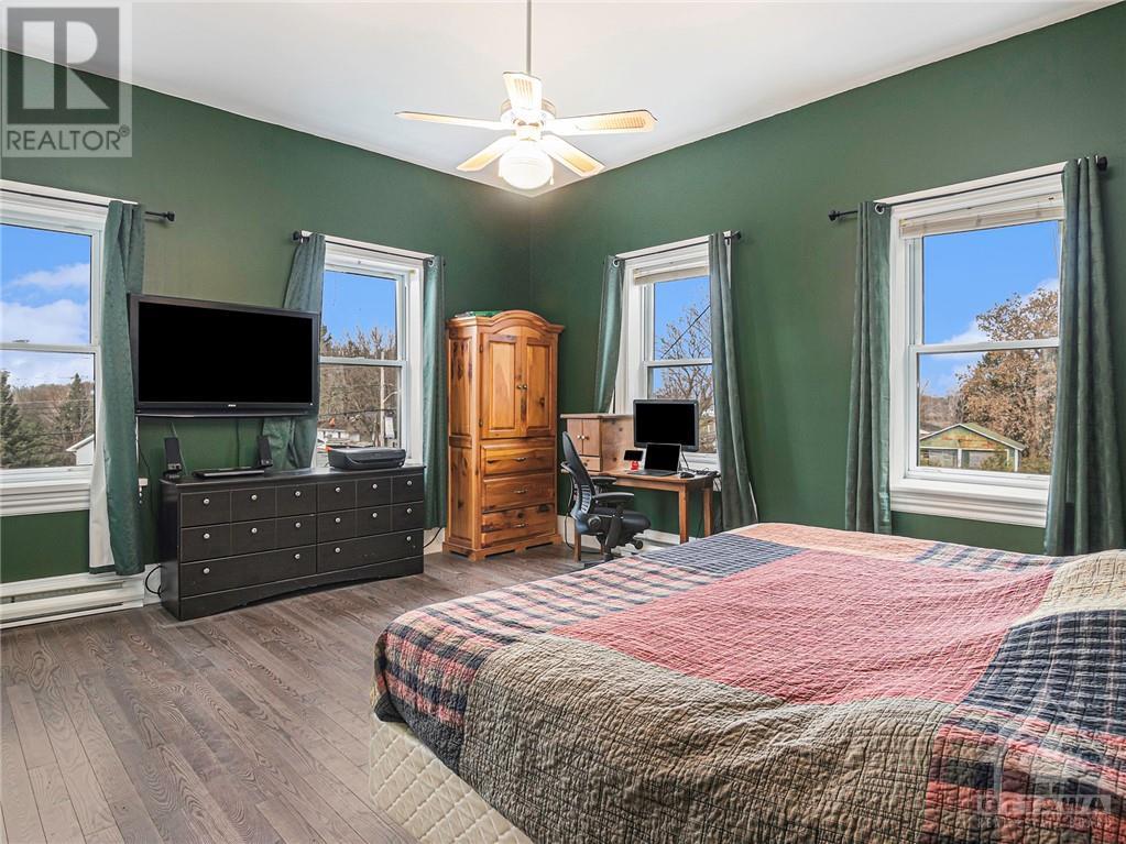 Listing 1326973 - Large Photo # 18