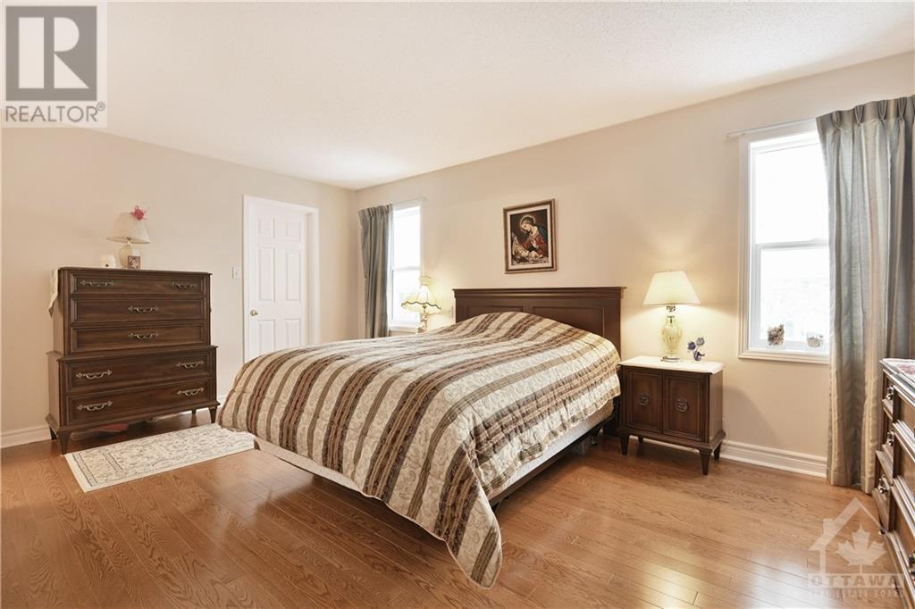 Listing 1327003 - Large Photo # 16