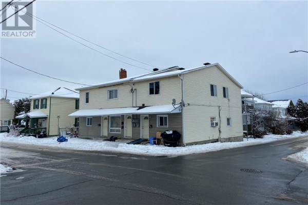 219-225 PRINCE ALBERT STREET, Cornwall