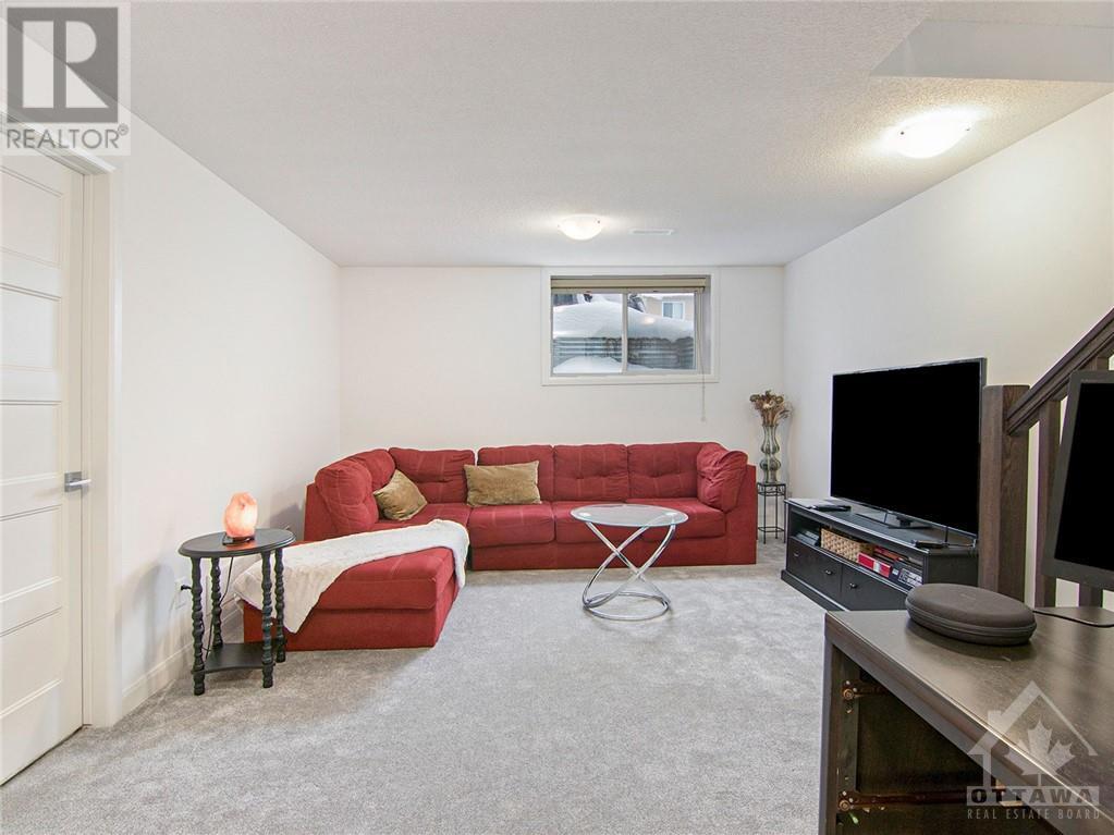 Listing 1327182 - Large Photo # 27