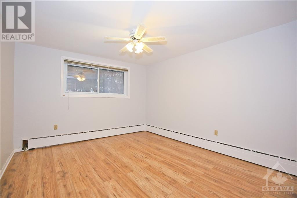 Listing 1327193 - Large Photo # 23