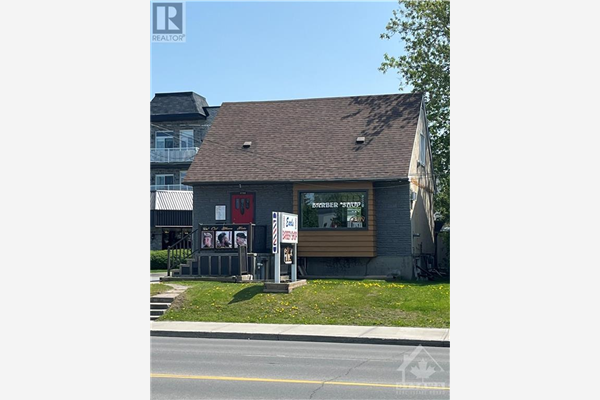 2790 ST JOSEPH BOULEVARD, Orleans