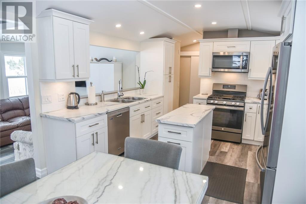 Listing 1327461 - Large Photo # 11