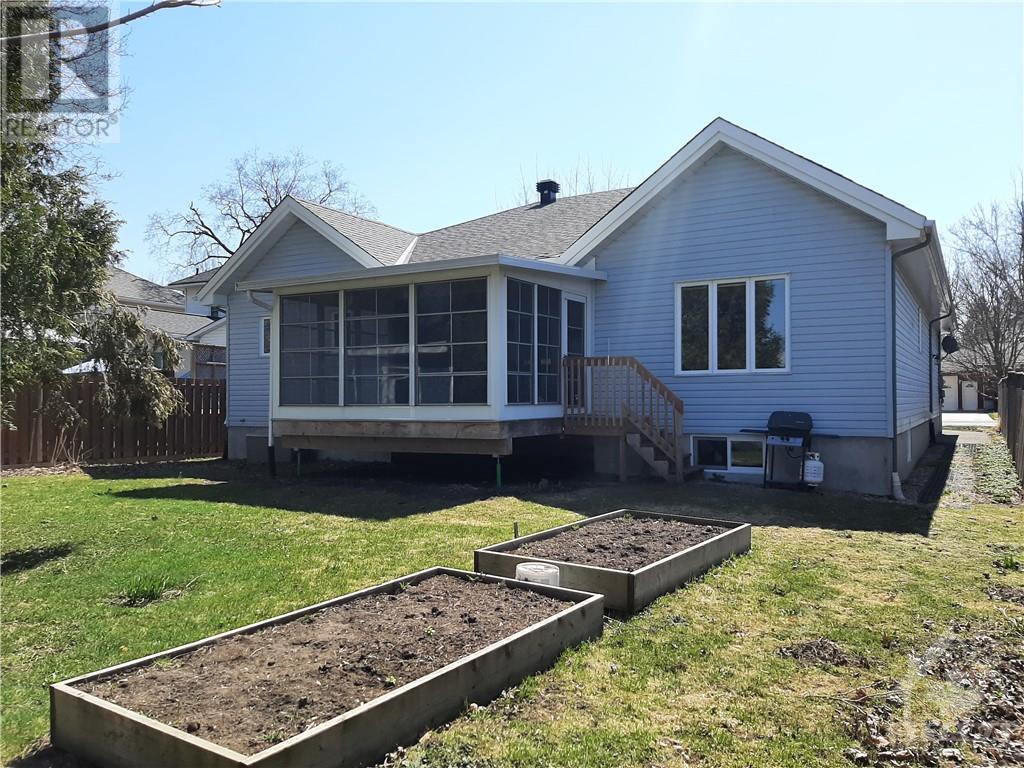 Listing 1327478 - Large Photo # 22
