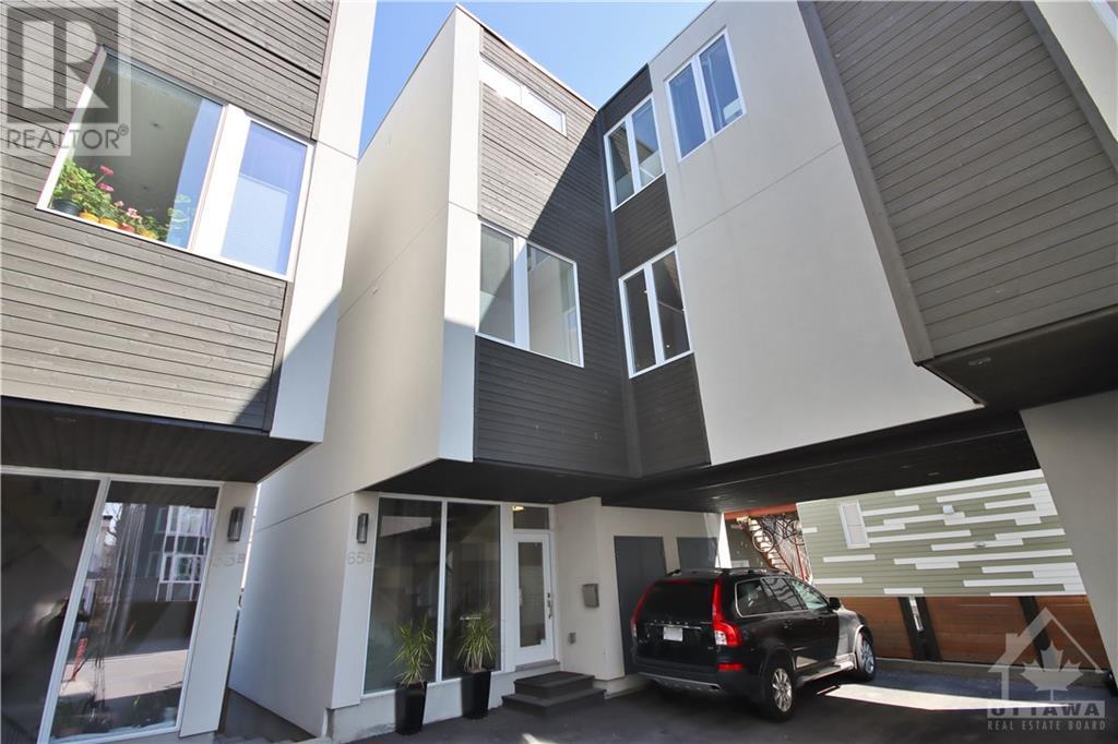 Listing 1327670 - Large Photo # 1