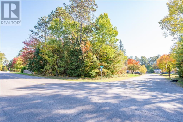 NE HAMMOND COURT, Deep River