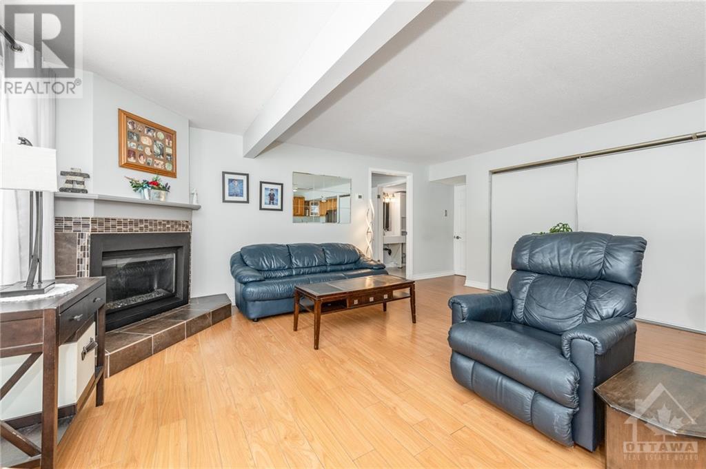 Listing 1327743 - Large Photo # 24