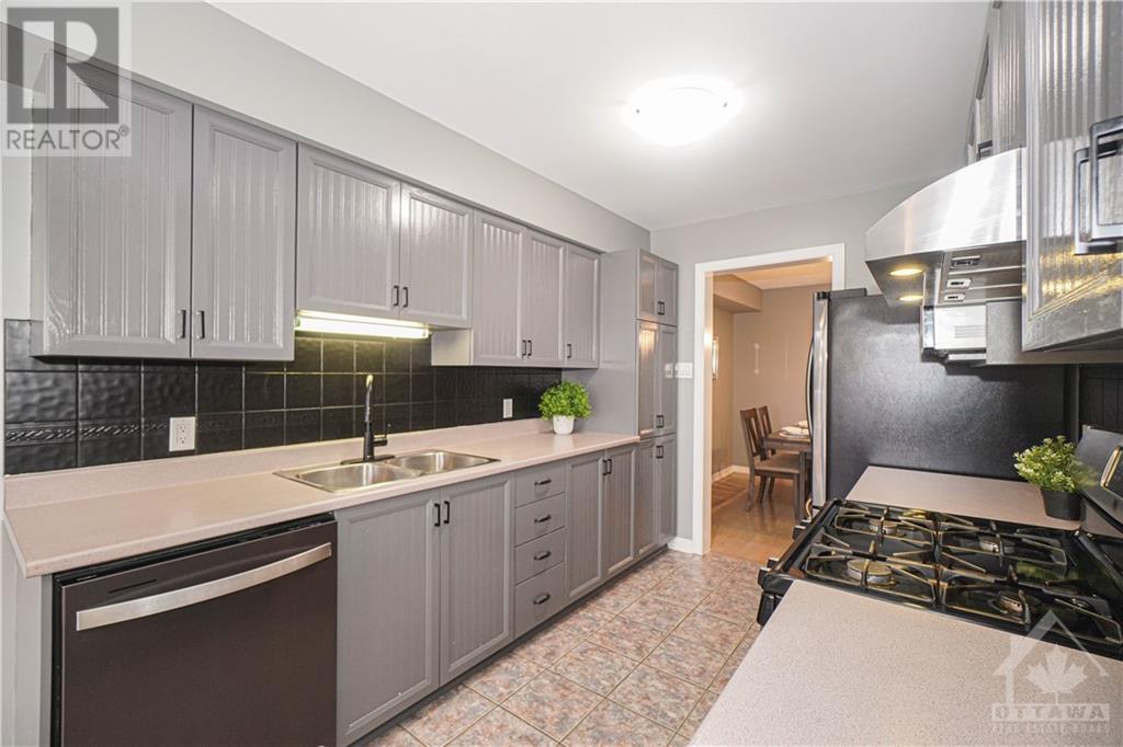 Listing 1327787 - Large Photo # 13