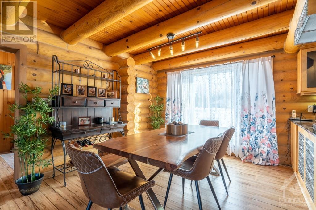 Listing 1327857 - Large Photo # 6