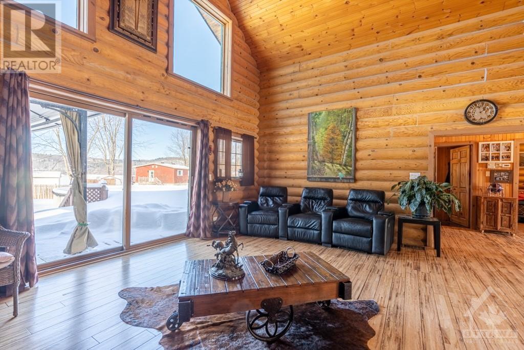Listing 1327857 - Large Photo # 5