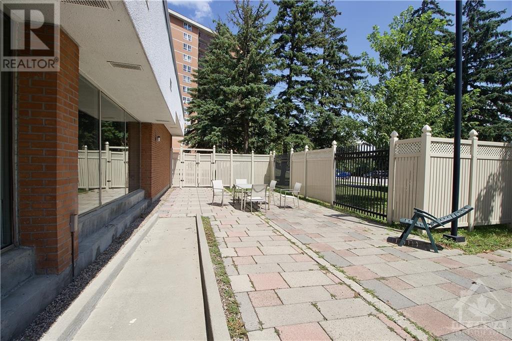 Listing 1327873 - Large Photo # 13