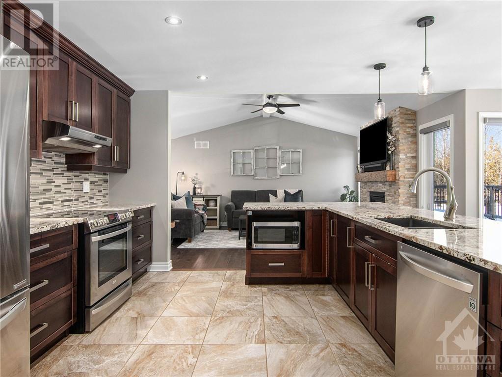 Listing 1327897 - Large Photo # 12