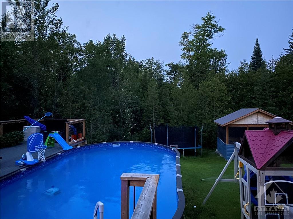 Listing 1327897 - Large Photo # 25